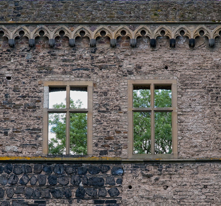 Mosel 07-2012D35_9027 als Smart-Objekt-1 Kopie.jpg - Durchblick Stadtmauer